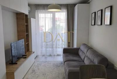 Apartament cu 3 camere, mobilat în Central