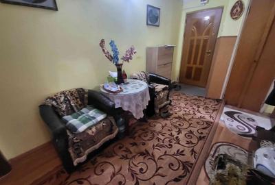 Apartament cu 2 camere decomandat în Banca Națională