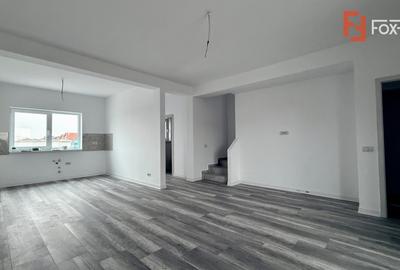 Duplex cu 4 camere cu Canalizare în Săcălaz - 1