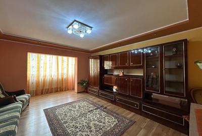 Apartament cu 3 camere decomandat, mobilat în Șagului - 2