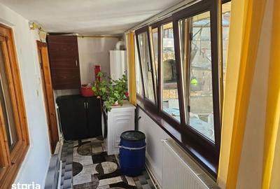 Casă cu 3 camere cu Teren 119 Mp în Central