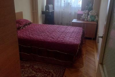 Apartament cu 3 camere decomandat în Central - 4