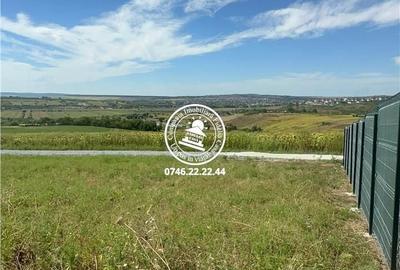 Teren de 834 mp, în Bârnova