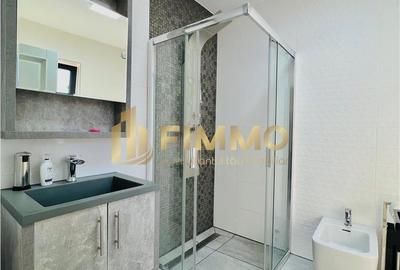 Casă cu 4 camere cu Canalizare în Ipotești - 1