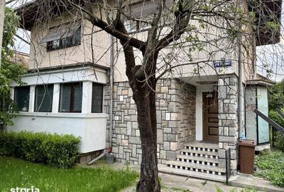 Apartament cu 3 camere în Piața Centrală - 12