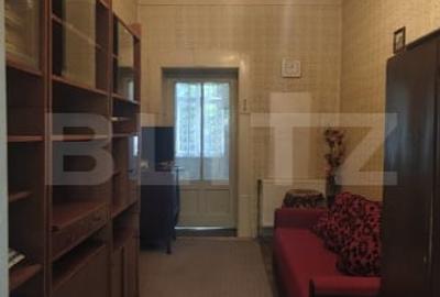 Apartament cu 2 camere semidecomandat, mobilat în Central