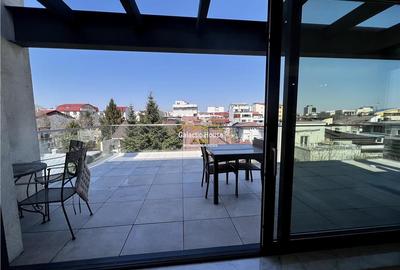 Apartament cu 3 camere decomandat în Dorobanți