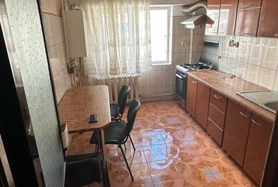 Apartament cu 3 camere decomandat în Central - 3