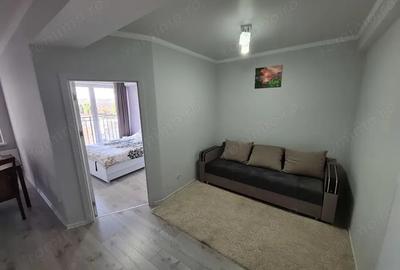 Garsonieră în Titan - 2