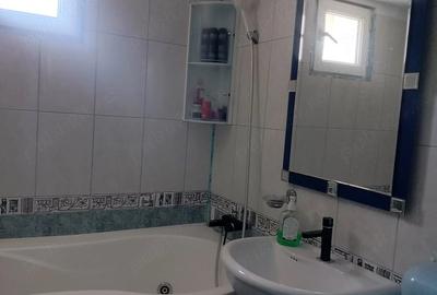 Apartament cu 4 camere semidecomandat în Berceni - 3