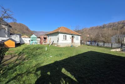 Casă cu 2 camere în Central - 1