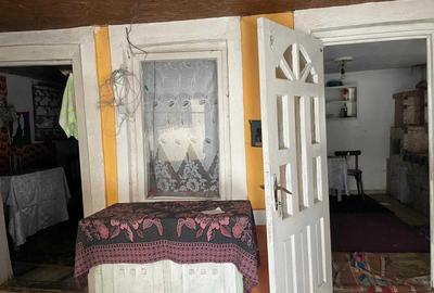 Casă cu 4 camere în Solonț