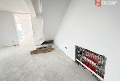 Duplex cu 4 camere cu Canalizare în Săcălaz - 13
