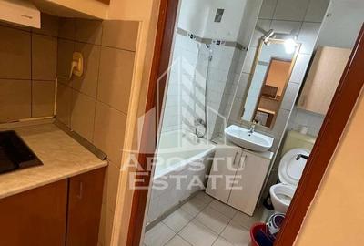 Garsonieră decomandată, mobilată în Central - 6