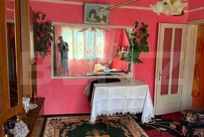 Casă cu 5 camere cu Teren 231 Mp în Vama