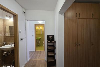Apartament cu 3 camere decomandat în Decebal