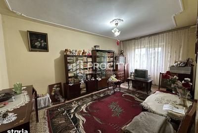 Apartament cu 3 camere decomandat în Păcurari - 2