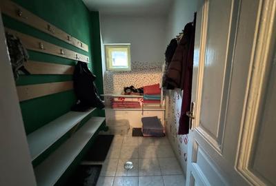 Casă cu 7 camere cu Canalizare în Cotroceni - 18