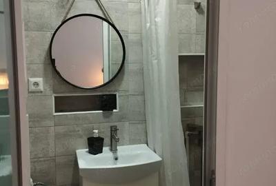 Garsonieră decomandată în Rahova