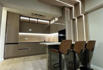 Apartament cu 3 camere decomandat în Exterior Vest