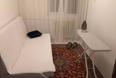 Apartament cu 3 camere semidecomandat în Berceni - 4