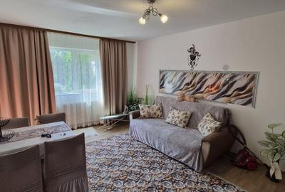 Apartament cu 2 camere decomandat în Sud