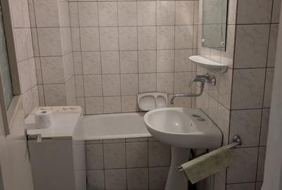 Apartament cu 3 camere în 1 Decembrie 1918 - 1