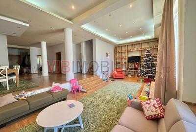 Casă cu 8 camere cu Teren 590.83001708984 Mp în Nicolae Grigorescu