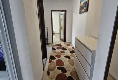 Apartament cu 2 camere decomandat în Calea București - 1