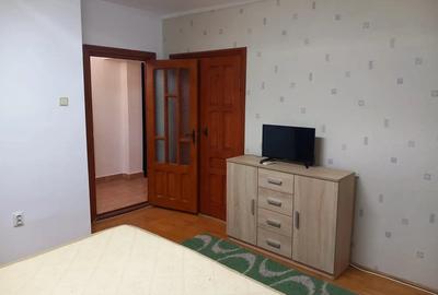 Apartament cu 2 camere decomandat în Buzaului