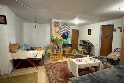 Casă cu 4 camere cu Teren 245 Mp în Berceni