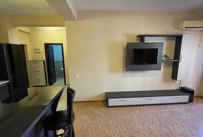 Apartament cu 2 camere semidecomandat în Roșu