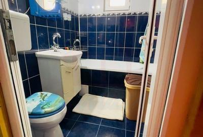Apartament cu 2 camere în Micro 38