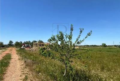 Teren de 610 mp, în Moșnița Nouă
