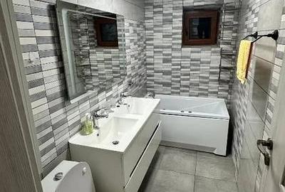 Apartament cu 4 camere în Central