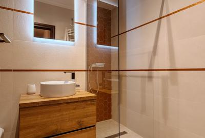 Apartament cu 3 camere decomandat în Uverturii - 19