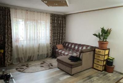 Casă cu 4 camere cu Teren 800 Mp în Central