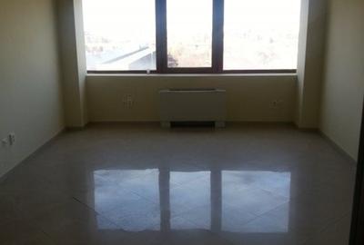 Birou, de 2,286 mp, în Basarabia - 3