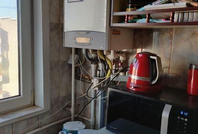 Apartament cu 2 camere decomandat, mobilat în Păcii