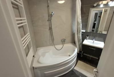 Apartament cu 2 camere decomandat în Păcurari - 10