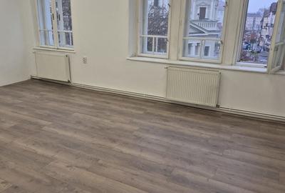Spațiu comercial, de 27 mp, în Ultracentral