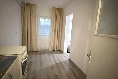 Apartament cu 2 camere decomandat în Est