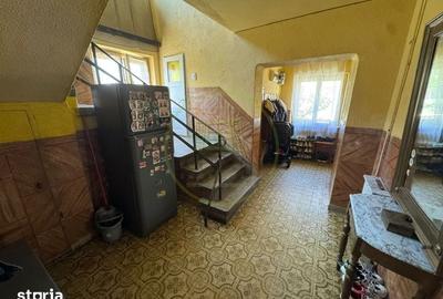 Casă cu 5 camere decomandat cu Teren 430 Mp în Siloz - 6