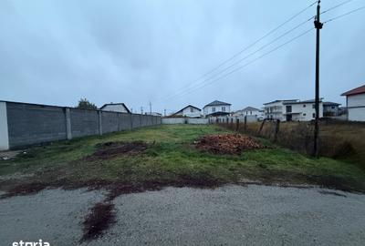 Teren de 500 mp, în Central - 3
