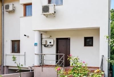Casă individuală cu 5 camere cu Canalizare în P-ta Presei Libere - 2