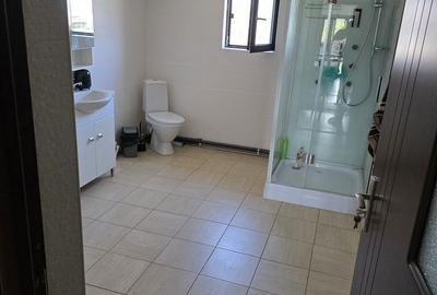 Casă cu 4 camere cu Teren 500 Mp în Central - 15