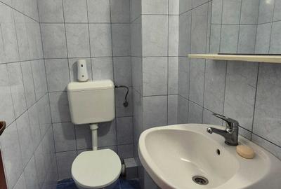 Apartament cu 3 camere decomandat în Central - 3