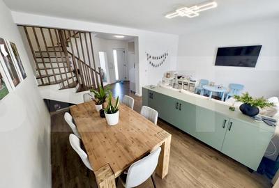 Duplex cu 4 camere cu Canalizare în Giroc