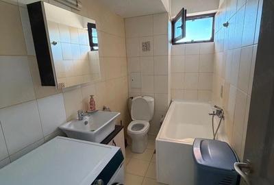 Apartament cu 3 camere decomandat în Berceni - 1
