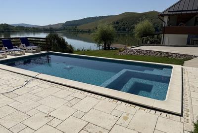Casă cu 4 camere cu Teren 2400 Mp în Geaca